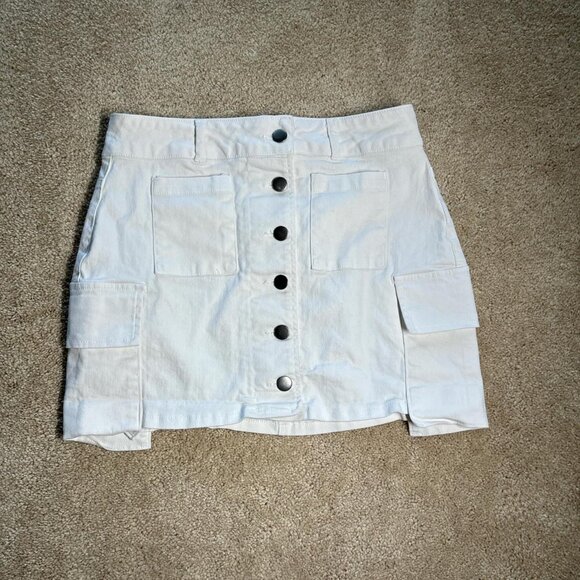 WEST OF MELROSE Cargo Mini Skirt - Picture 1 of 5